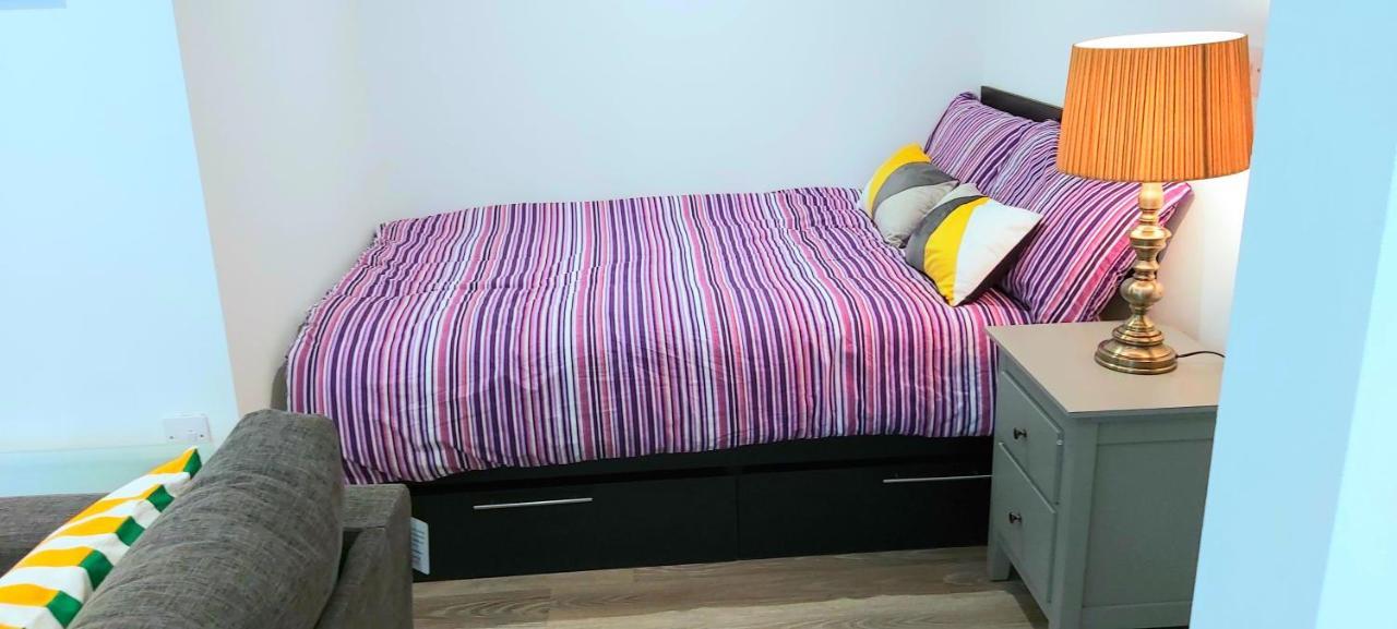 Lovely Studio Apartment Sheffield City Centre - Netflix, Wifi, Digital Tv Zewnętrze zdjęcie