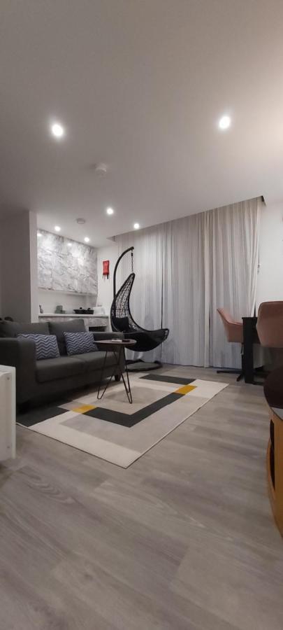Lovely Studio Apartment Sheffield City Centre - Netflix, Wifi, Digital Tv Zewnętrze zdjęcie