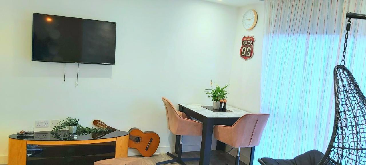 Lovely Studio Apartment Sheffield City Centre - Netflix, Wifi, Digital Tv Zewnętrze zdjęcie