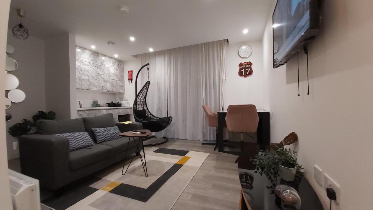 Lovely Studio Apartment Sheffield City Centre - Netflix, Wifi, Digital Tv Zewnętrze zdjęcie