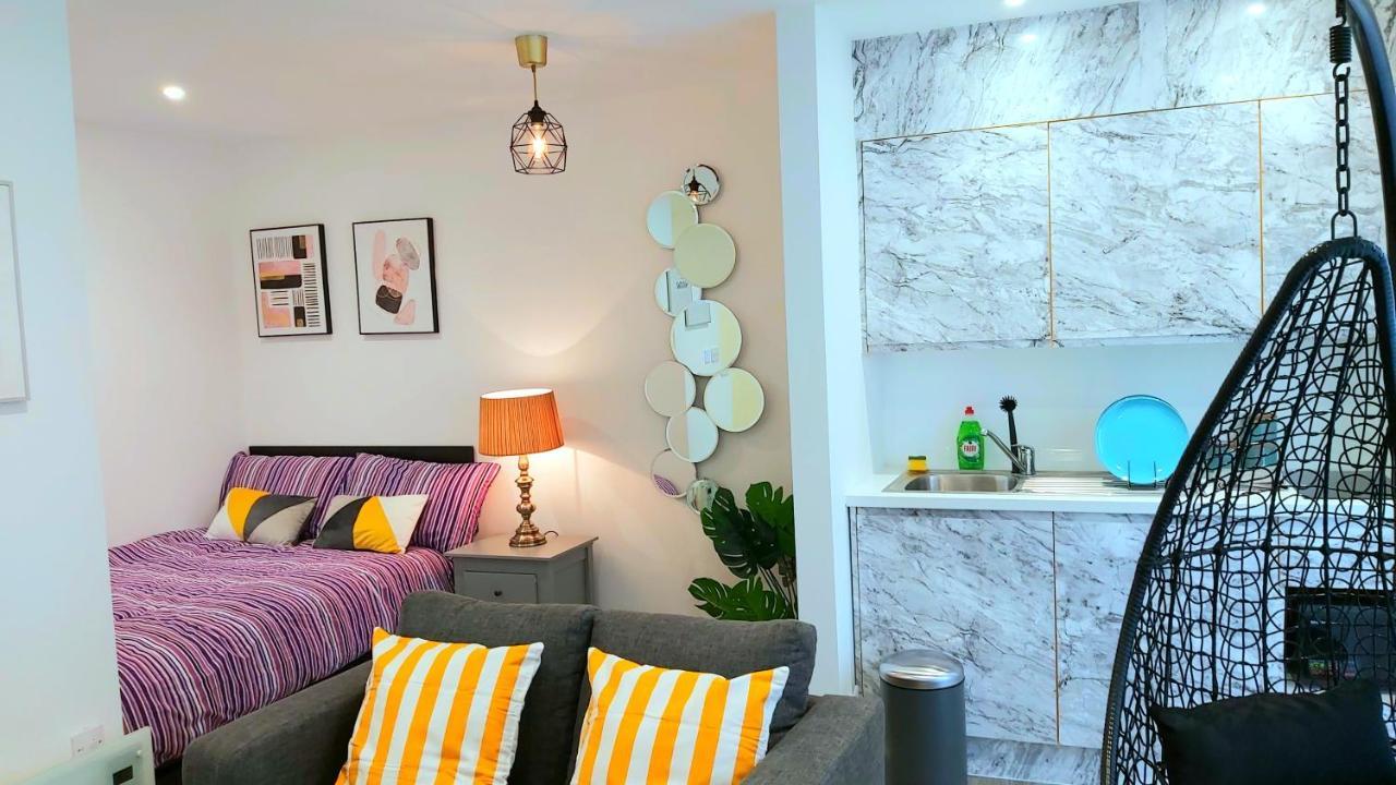 Lovely Studio Apartment Sheffield City Centre - Netflix, Wifi, Digital Tv Zewnętrze zdjęcie